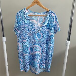 Lilly Pulitzer Blue and Pink Etta Short Sleeve Top XL V-neck High-low hem